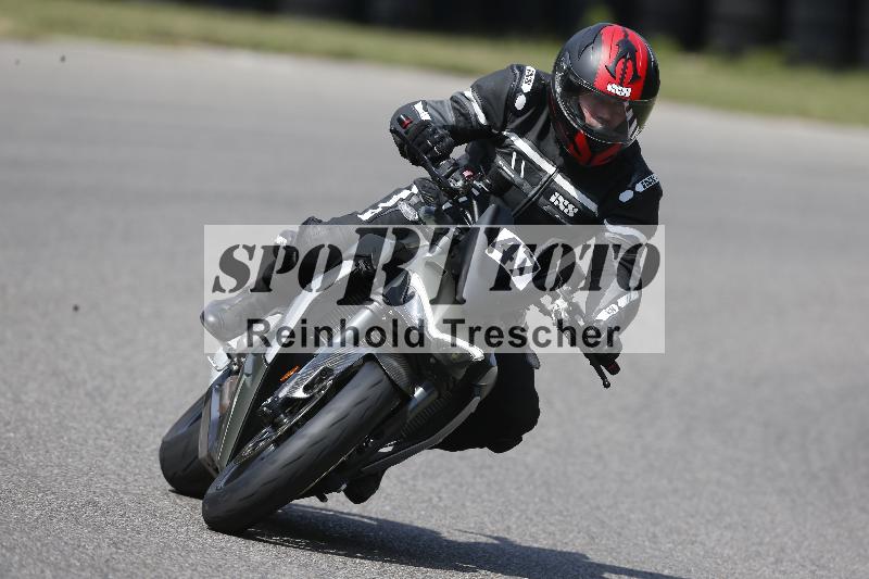 Archiv-2025/49 26.08.2025 Cornu Master School ADR/blau-bleu/47